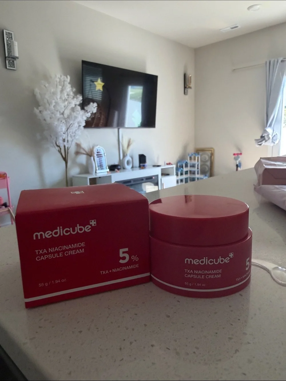 Medicube TXA Niacinamide Capsule Cream 5% - Pink
